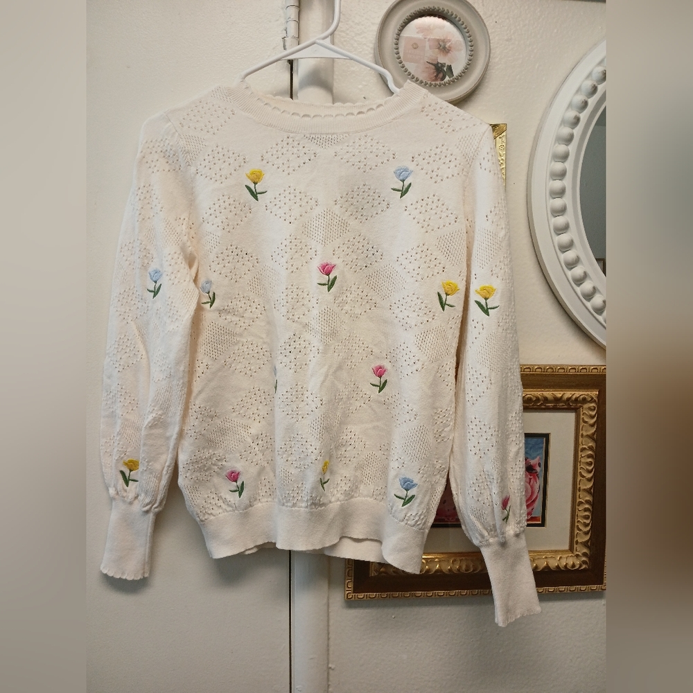 Loft crochet type sweater